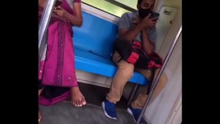 Saree lady’s unpainted toes