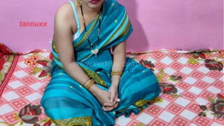 Indian Desi Village bhabhi sexy blowjob and pussy fucking puja beautiful hotel room